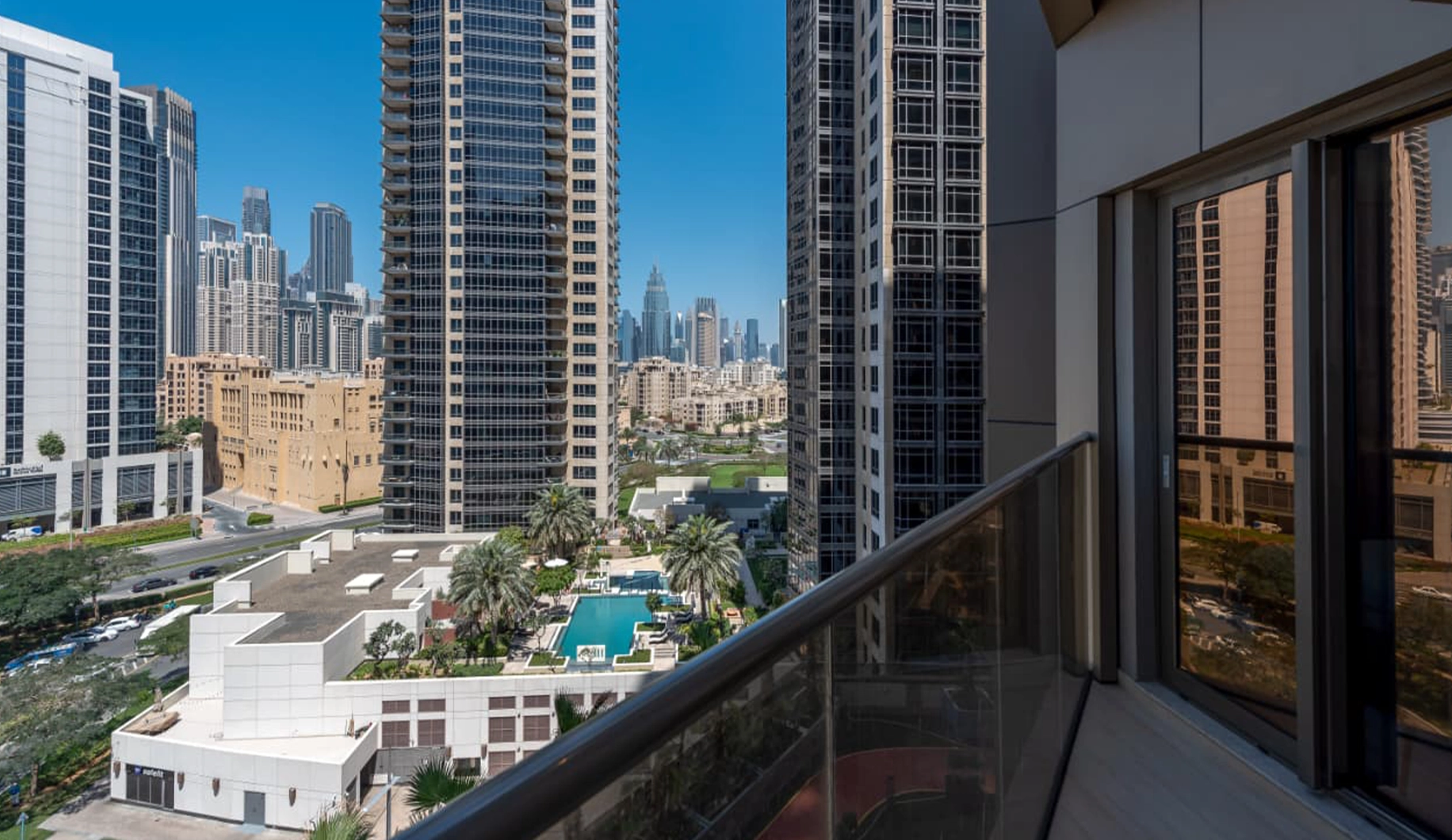 Elite Downtown Dubai — Gallery View