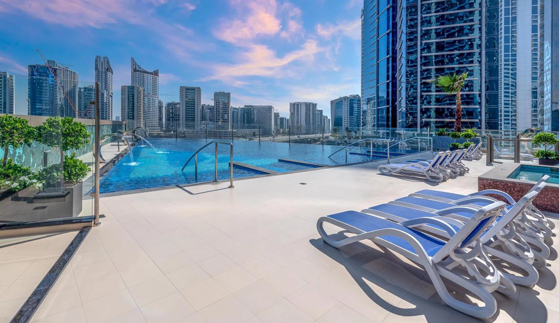 Elite Downtown Dubai — Gallery View